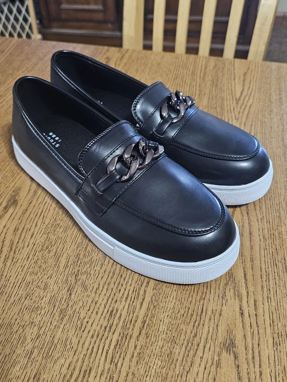 Black Chain-Trim Women’s Slip-On Loafers